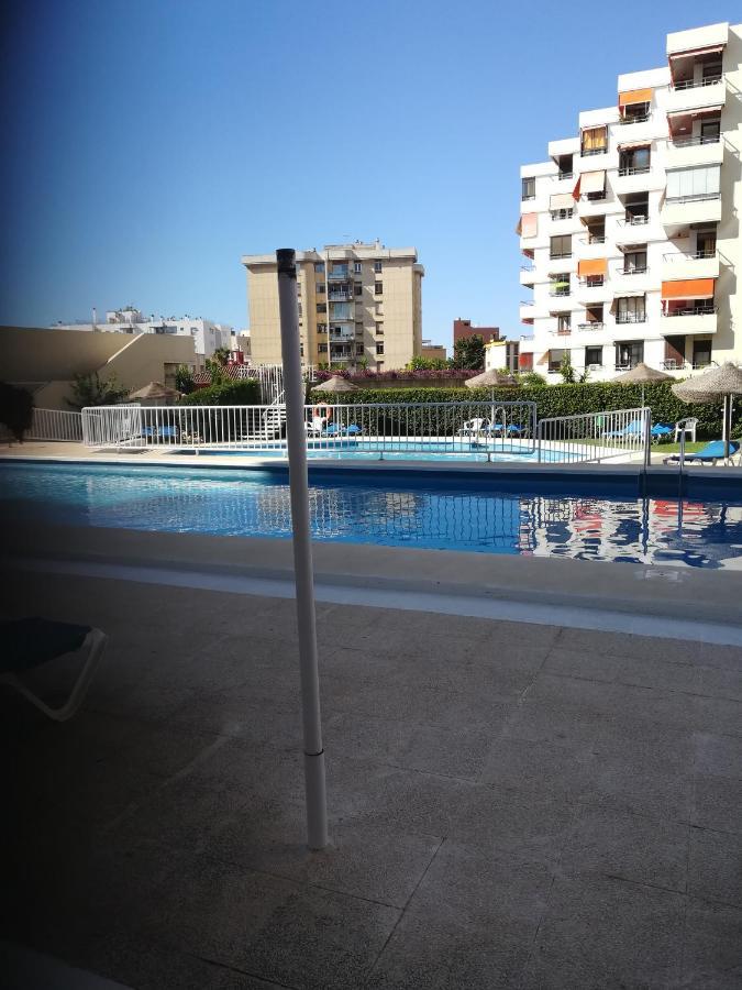 2 Dormitorios, 5 personas, Piscinas, 10 min Playa, Plaza La Nogalera Torremolinos Exterior foto